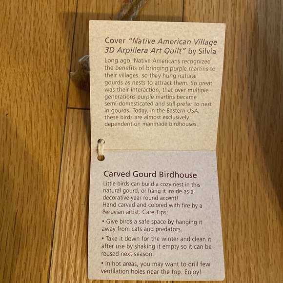 Lucuma Designs carved gourd birdhouse - Picture 4 of 5